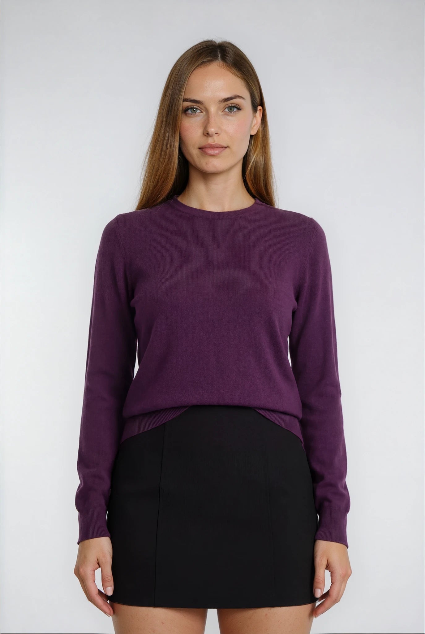 Women’s Extra Fine Merino Wool Crew Neck (Deep Plum)