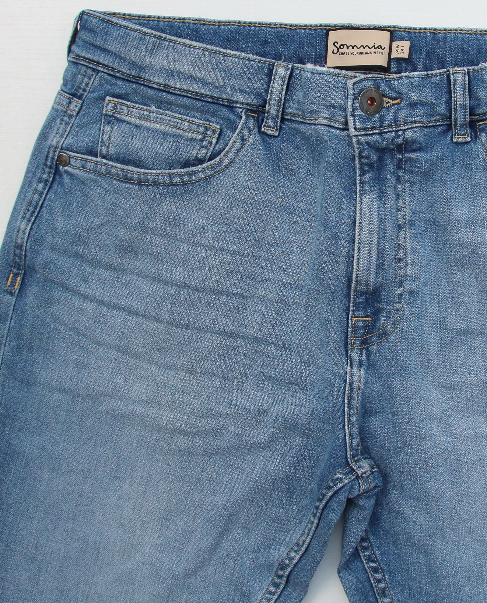 Somnia Men's Light-Medium Wash Stretch Jeans